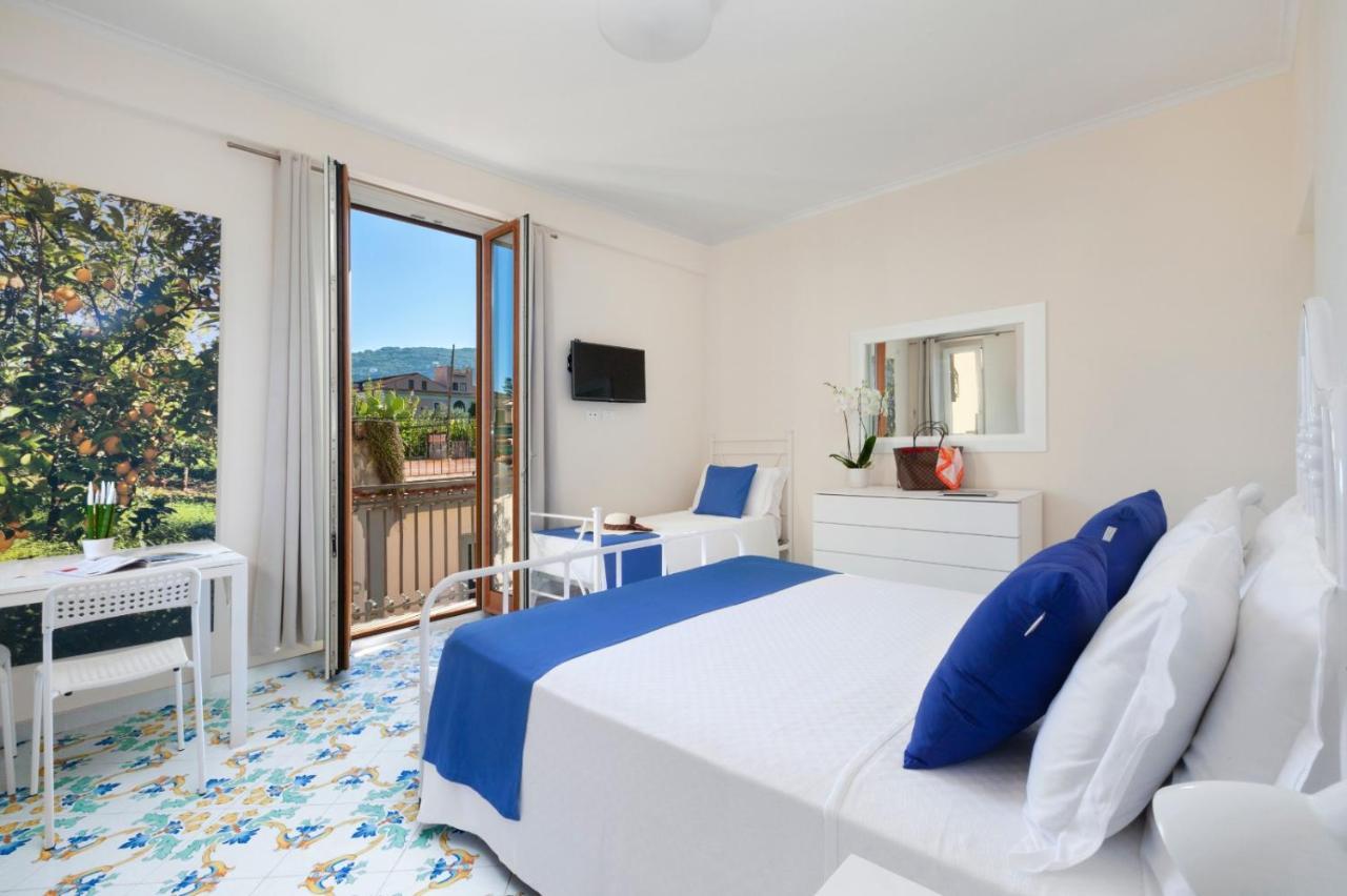 Casa Sorrento, Immerso Nel Verde A Pochi Passi Dal Centro ภายนอก รูปภาพ