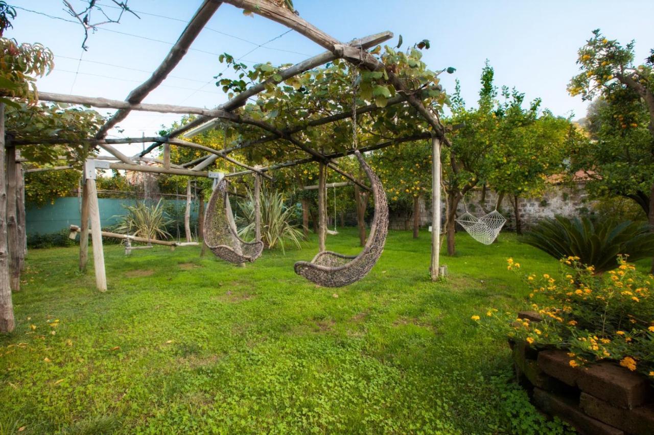 Casa Sorrento, Immerso Nel Verde A Pochi Passi Dal Centro ภายนอก รูปภาพ